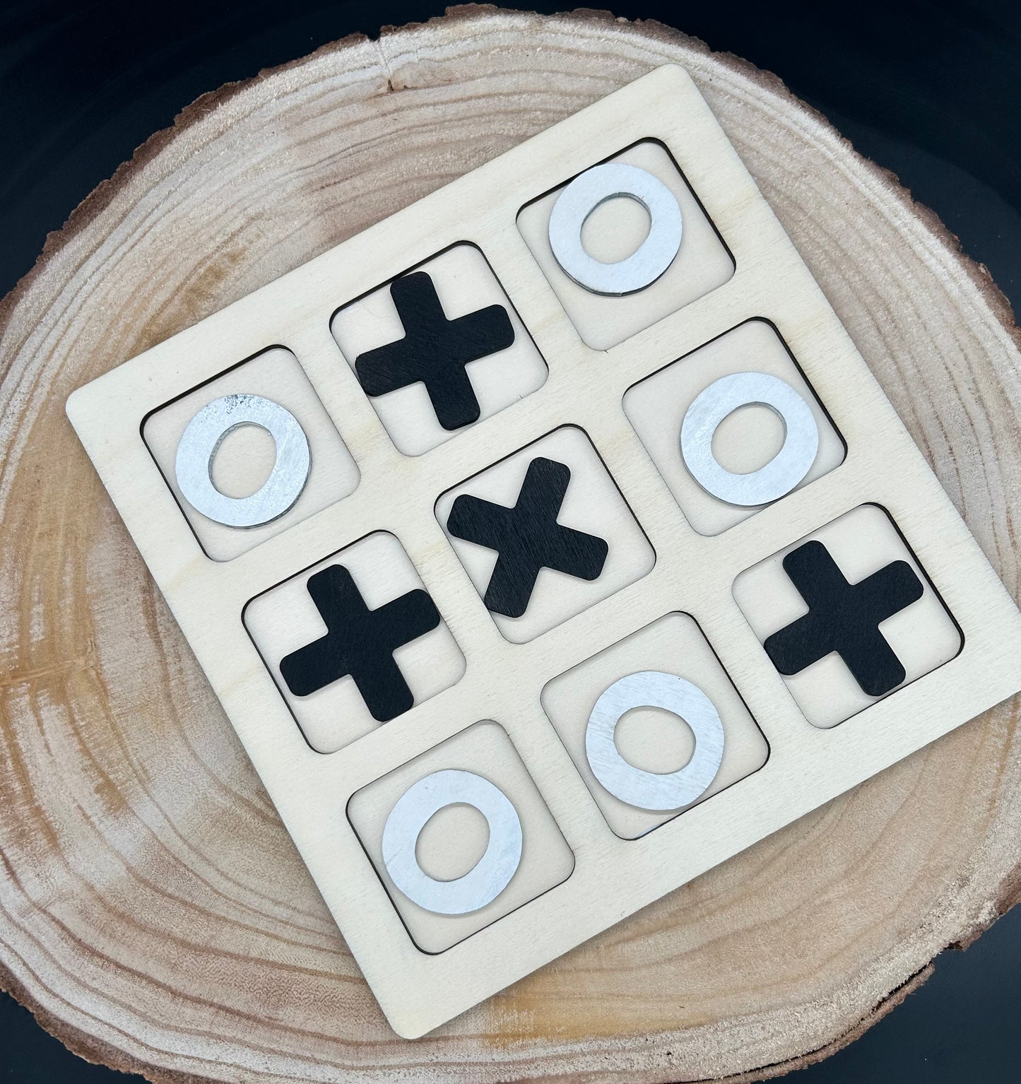 TIC TAC TOE XL mit Einschubbox